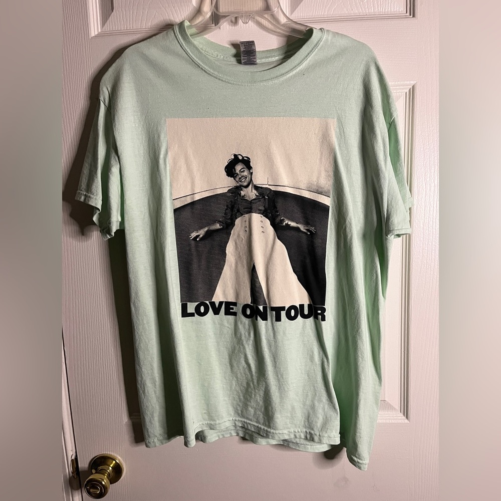 Harry Styles shirt